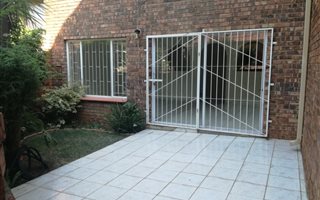 3 Bedroom Duplex in Monument Park