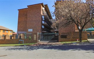 2 Bedroom Townhouse in Alberton