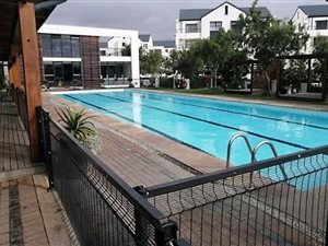 3 Bed Apartment in Somerset West Central