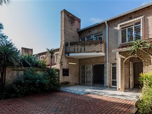 3 Bed Townhouse in Victory Park