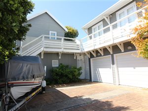 3 Bed House in Thesen Islands