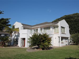 7 Bed House in Port Alfred