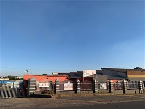 1000 m² Commercial space in Aeroton