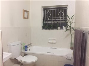 2 Bed Apartment in Robin Hills