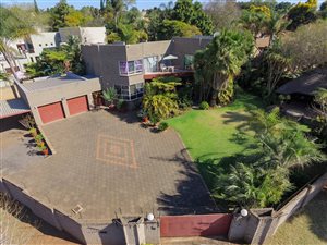 4 Bed House in Zwartkop