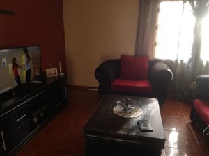 2 Bed Flat in Eldorado Park