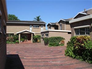 3 Bed Duplex in Berea