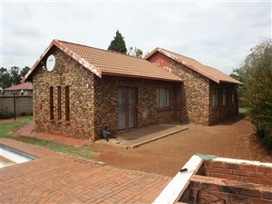 3 Bed House in Meyerton Park