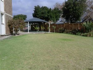 2 Bed Apartment in Middelburg South