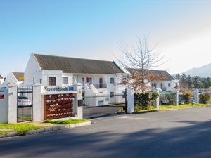 2 Bed Apartment in Schuilplaats