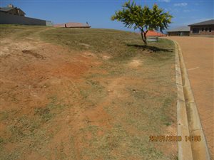 600 m² Land available in Monte Christo