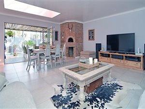 3 Bed Cluster in Glen Marais