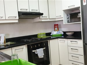 2 Bed House in Trenance Manor
