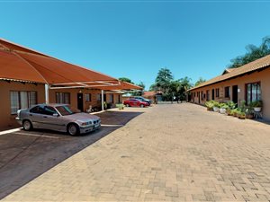 2 Bed Flat in Wolmer