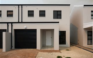 3 Bedroom House in Dobson