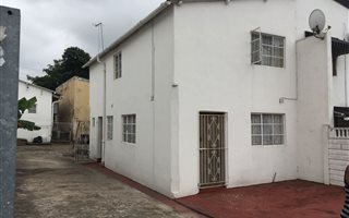 3 Bedroom House in Chatsworth Central