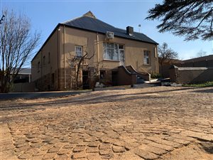 7 Bed House in Heidelberg Central