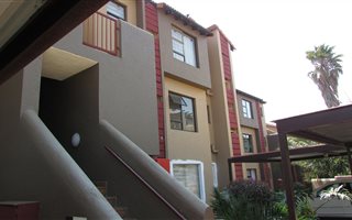 2 Bedroom Apartment in Lakefield