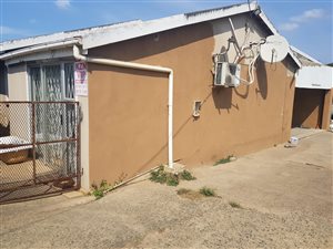 3 Bed House in Brookdale