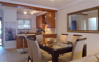 2 Bedroom Apartment in Dunkeld West