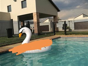 3 Bed Simplex in Summerset