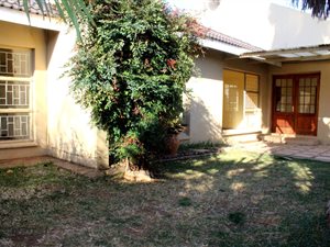3 Bed House in Mooivallei Park