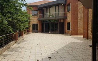 134 m² Office Space in Halfway Gardens