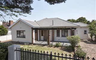 4 Bedroom House in Pinelands