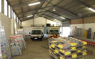500 m² Commercial space in Montague Gardens