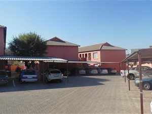 3 Bed Apartment in Delarey