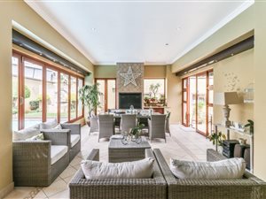 3 Bed House in Kensington