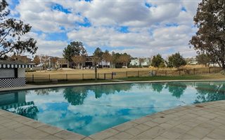 1041 m² Land available in Eye of Africa