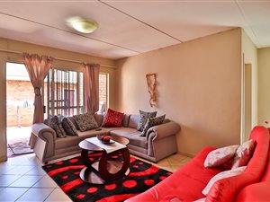 3 Bed Cluster in Doornpoort and surrounds