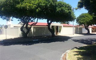 4 Bedroom House in Goodwood