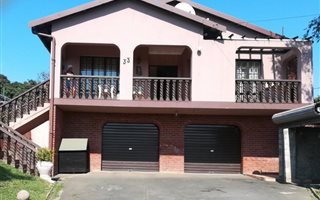 4 Bedroom House in Gandhis Hill