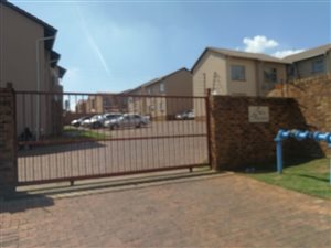 2 Bed Townhouse in Naturena