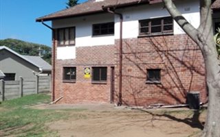 3 Bedroom House in Athlone Park