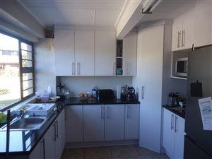 4 Bedroom House in Cove Rock