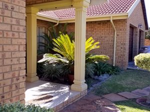 3 Bed House in Modimolle