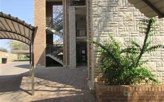 2 Bedroom Flat in Lephalale (Ellisras)