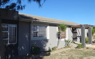 3 Bedroom House in Langeberg Ridge