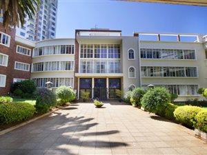 1 Bed Flat in Rosebank