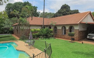 5 Bedroom House in Dorandia