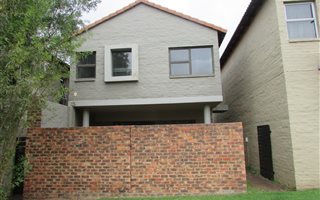 3 Bedroom Townhouse in Olympus