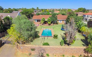 4 Bedroom House in Highveld Park