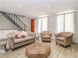 3 Bed Townhouse in Stellenbosch Central