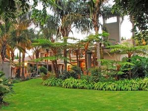 10 Bed House in Tijger Valley and surrounds