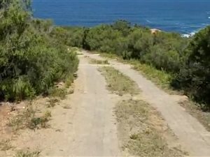 848 m² Land available in Ballots Bay
