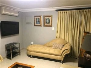 2 Bed Apartment in Ferndale