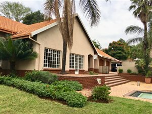 4 Bed House in Waterkloof Heights